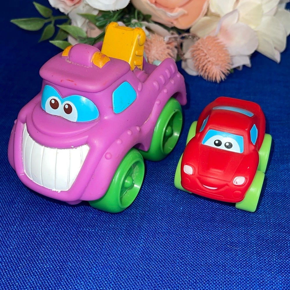 Tonka 2005 Hasbro Tonka Chuck & Yuk Heng Car
